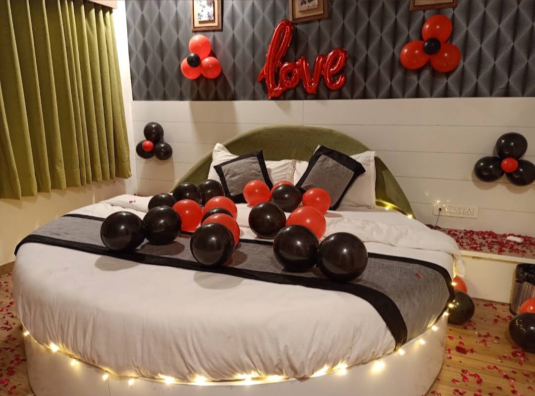 Affordable Room & Decor in Nikol